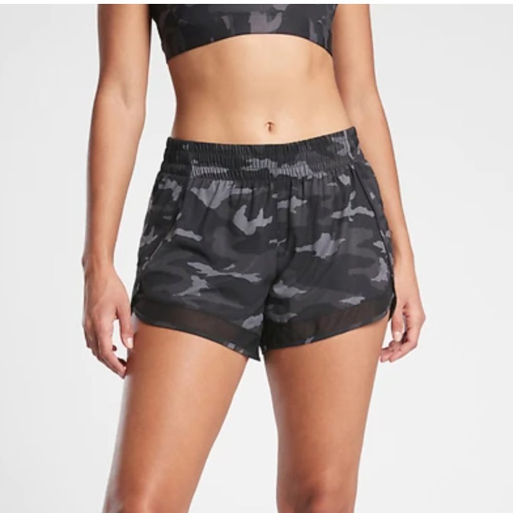 Athleta Mesh Racer Run Short 4”